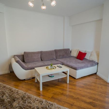 Cozy & Spacious 2Br Apartment With Netflix Бухарест Экстерьер фото