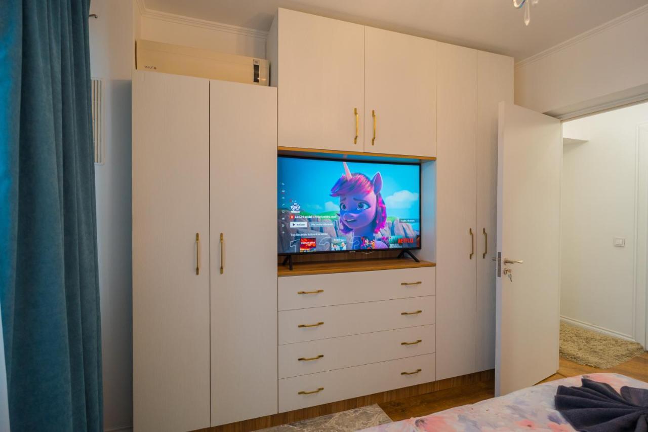 Cozy & Spacious 2Br Apartment With Netflix Бухарест Экстерьер фото