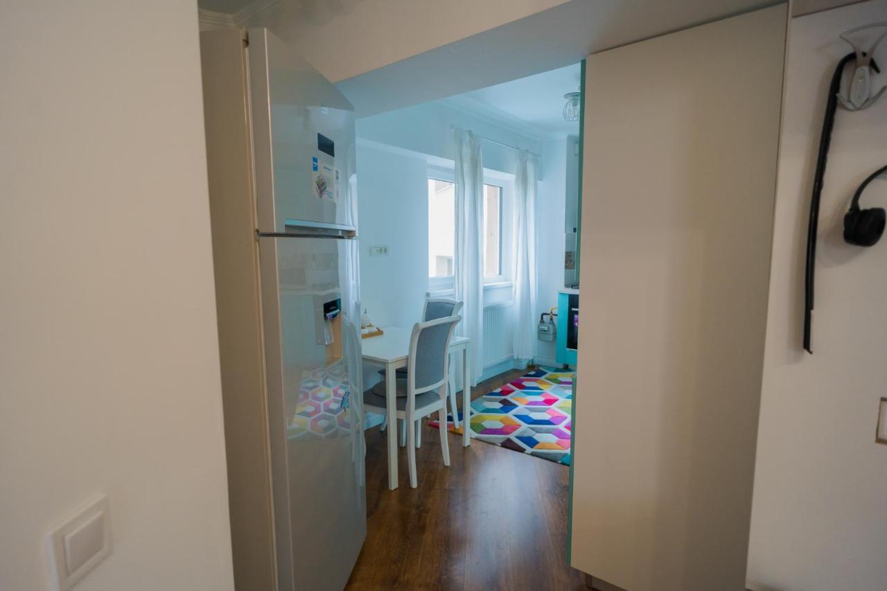 Cozy & Spacious 2Br Apartment With Netflix Бухарест Экстерьер фото