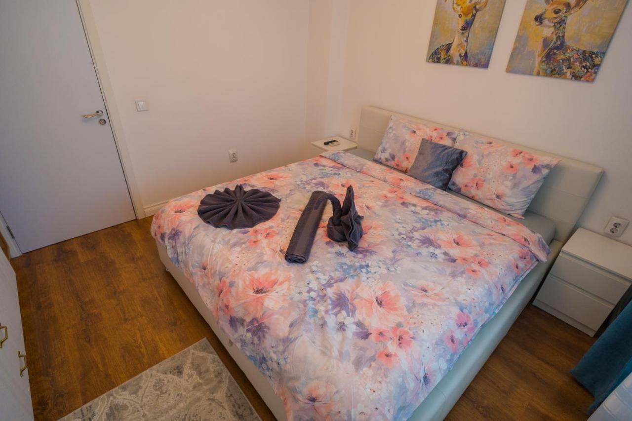 Cozy & Spacious 2Br Apartment With Netflix Бухарест Экстерьер фото